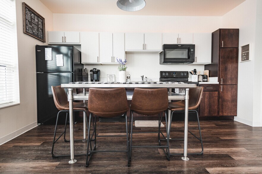 Ruxton Apartments 85 S Oak St Platteville WI 53818 Apartment Finder