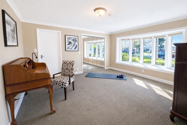 Building Photo - 615 Harbor Is