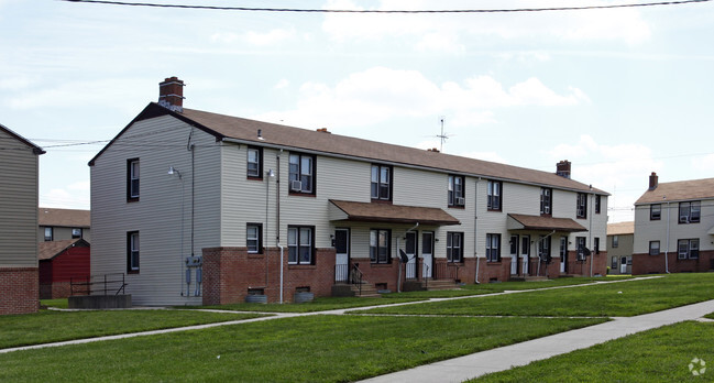 Primary Photo - Sheridan Apartments