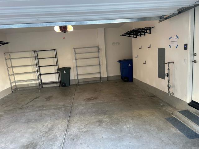 Building Photo - 5256 Beachfront Cove St