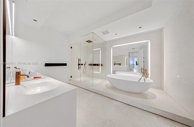 Building Photo - 9705 Collins Ave