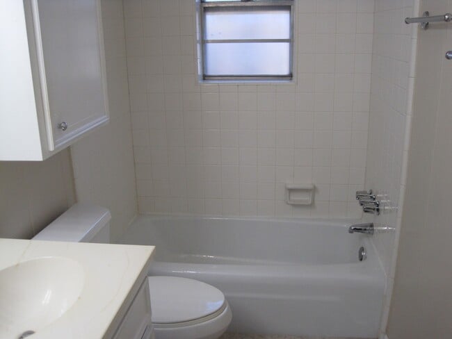 Building Photo - 3515 Avenue P