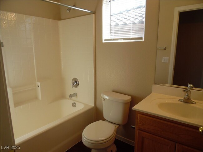 Building Photo - 6371 Thunder Gulch Ave