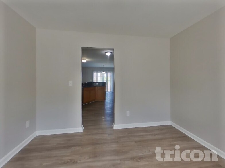 Building Photo - 11311 Breezehill Ln