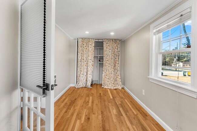 Building Photo - 191 Randolph St