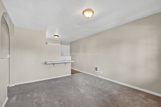 Building Photo - Brentwood-Darlington 2BD|1BA Apartment
