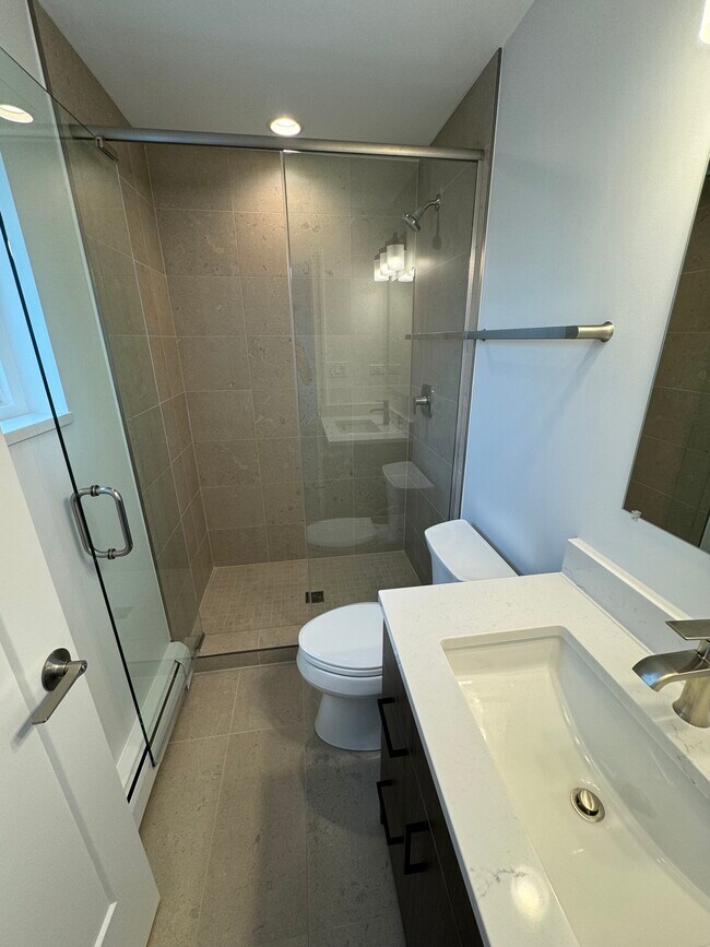 Building Photo - 603 S McKinley Ave