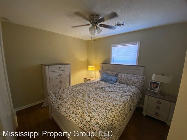 Building Photo - 3 br, 2 bath House - 350 Christman Drive