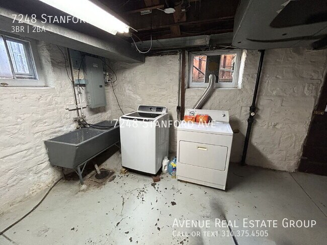 Building Photo - 7248 Stanford Ave