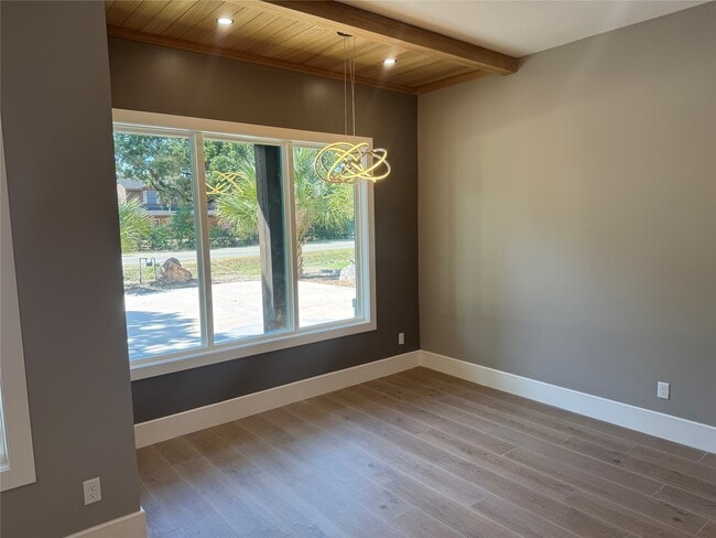 Building Photo - 12518 Mile Dr