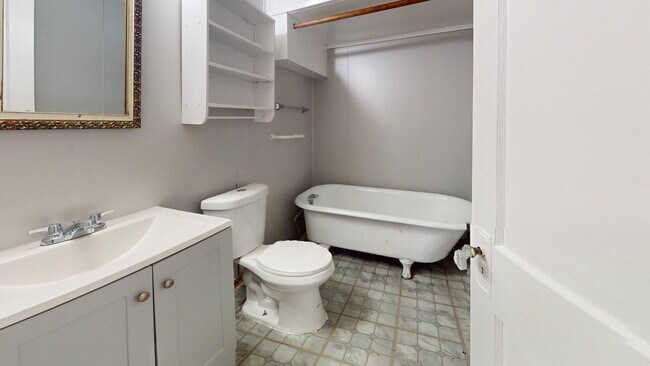 Building Photo - 3865 W 16th St