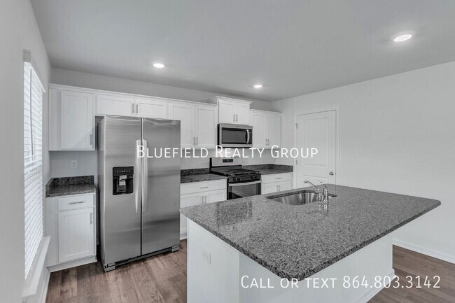 Building Photo - 107 Ashwood Wy