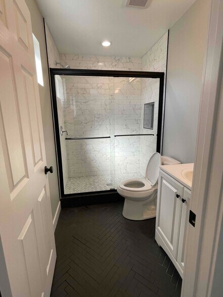 Building Photo - 12080 Silicon Ave