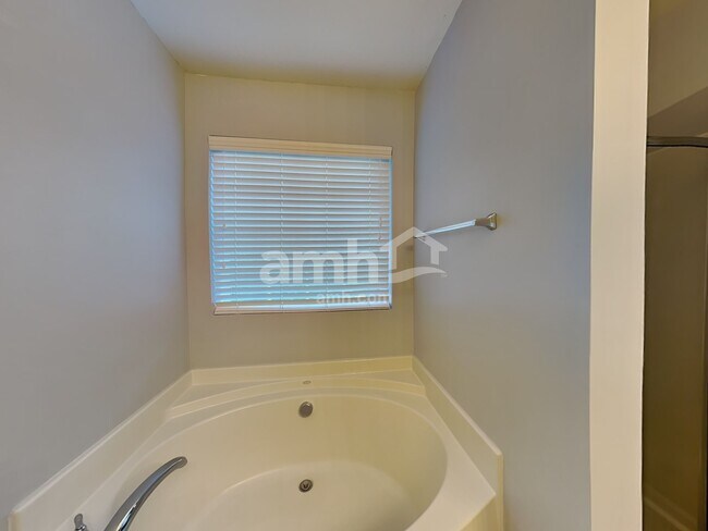 Building Photo - 5103 Cragganmore Dr