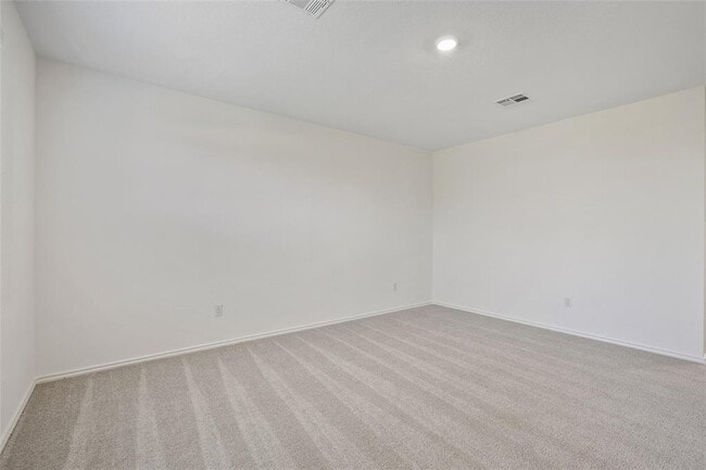 Building Photo - 1721 Roaming Oak Bnd