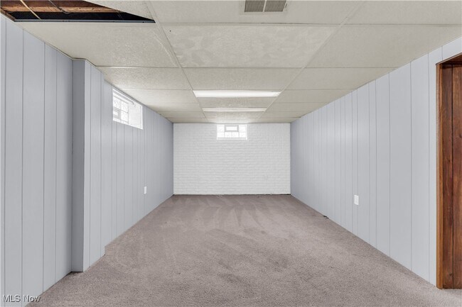 Building Photo - 5807 Orchard Ave