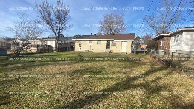 Building Photo - 5808 Del Prado St