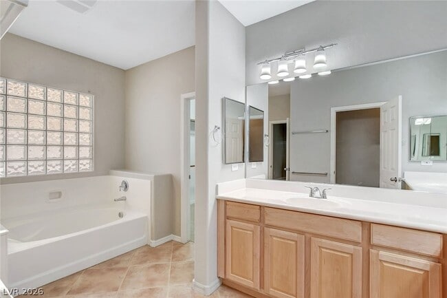 Building Photo - 6825 Tarpon Springs Ct