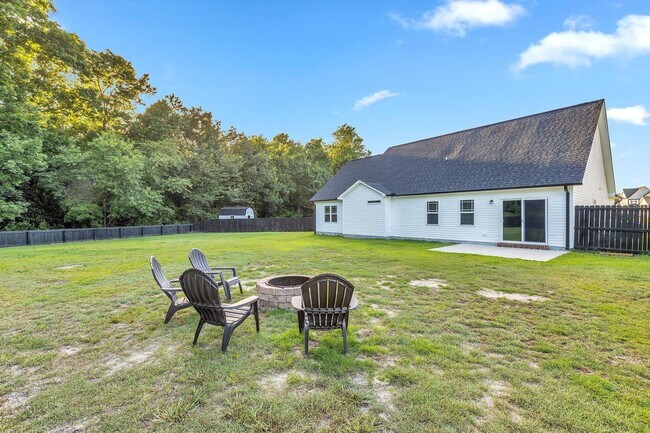 Building Photo - 630 Osprey Landing Dr