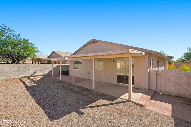 Building Photo - 8871 E Citrus Tree Dr