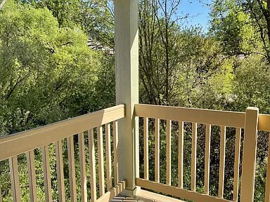 Building Photo - 291 Las Tablas Rd