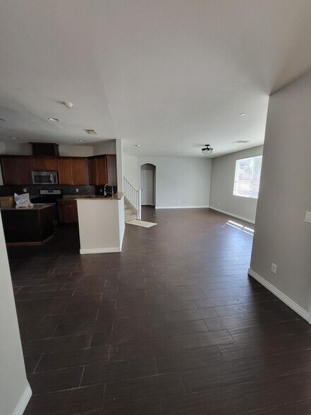 Building Photo - 1137 Evergreen Cove St
