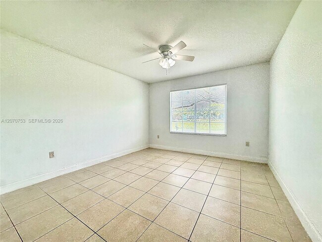 Building Photo - 4171 San Marino Blvd