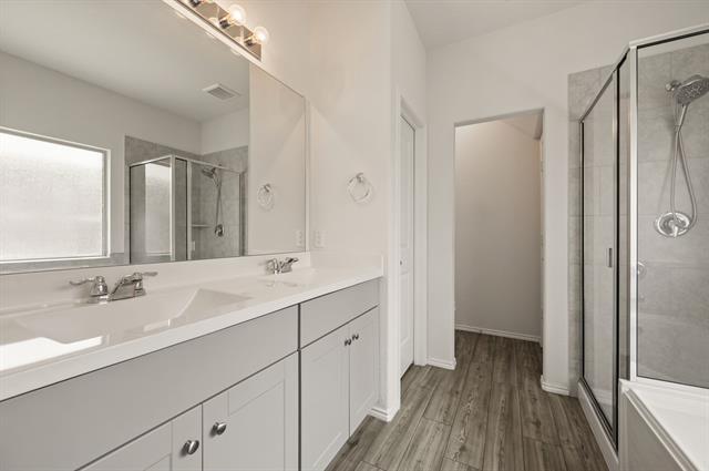 Building Photo - 2333 Copal Dr