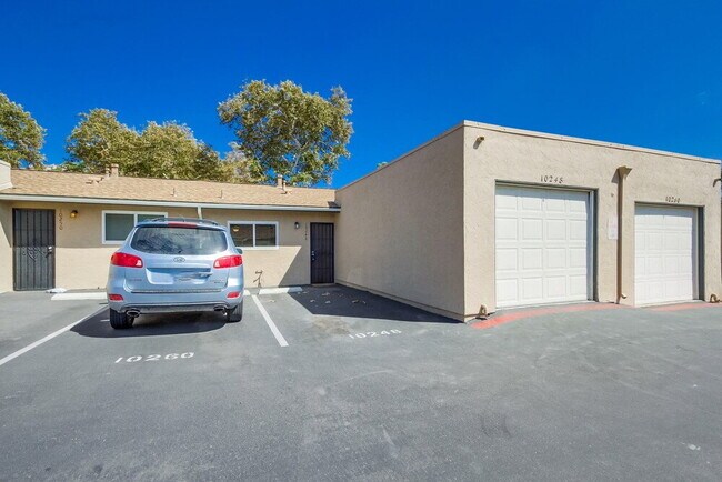 Building Photo - Charming 2BR Home with Attached Garage, Private Patio and a Friendly Community!