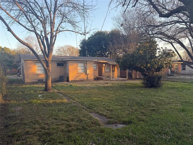 Building Photo - 10841 Ruth Ann Dr