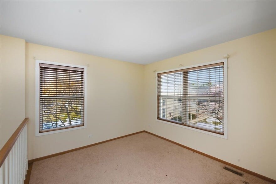 Building Photo - 118 Cambrian Ct