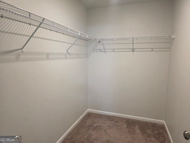 Building Photo - 27 Blackberry Cir