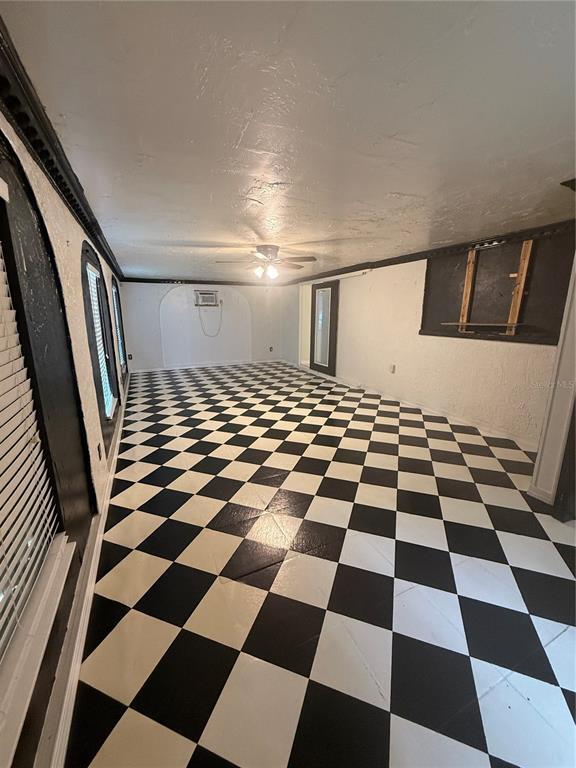 Building Photo - 440 W Tarpon Blvd NW