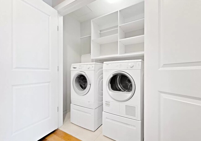 Bosch Laundry - 140 W Franklin St