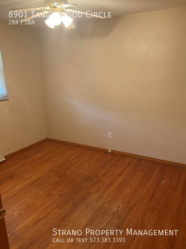 Building Photo - 8901 Tanglewood Cir