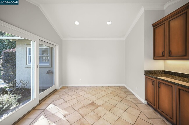 Building Photo - 161 La Serena Ave