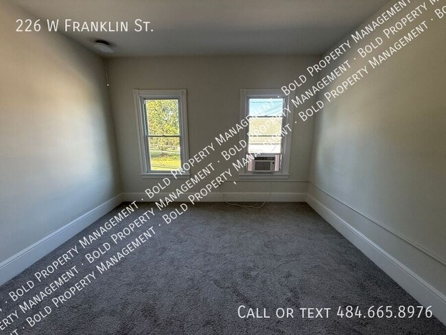 Building Photo - 226 W Franklin St