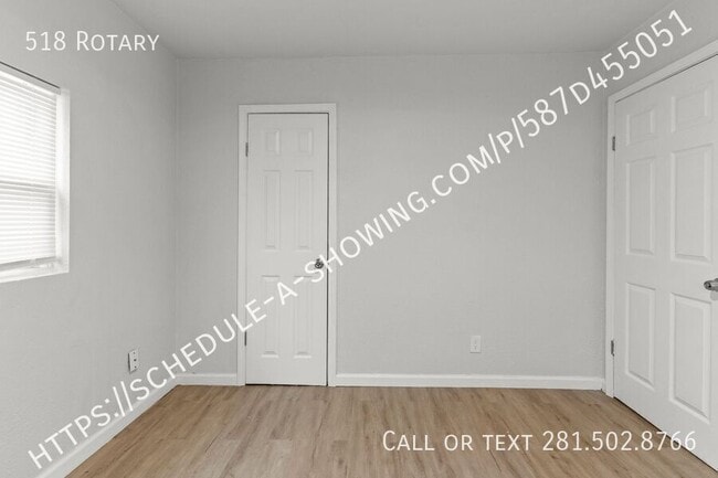 Building Photo - 518 Rotary-