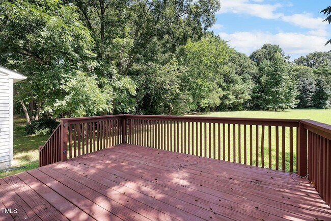 Building Photo - 409 Vista Springs Cir
