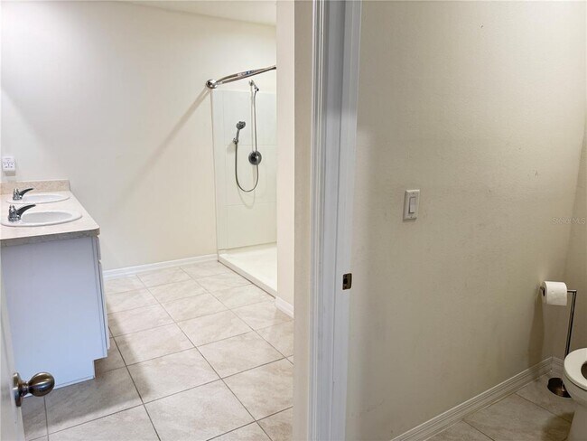 Building Photo - 3197 Royal Tern Dr