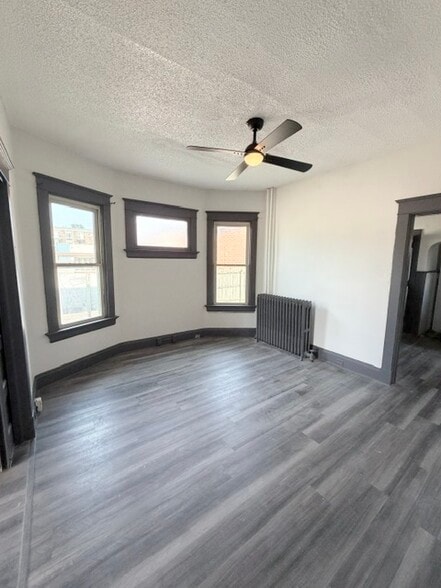 Dining room - 6740 Montgomery Rd