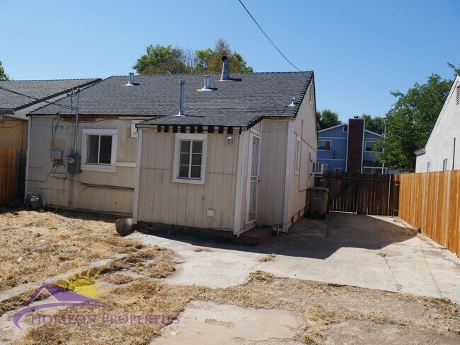 Building Photo - 4111 32nd St
