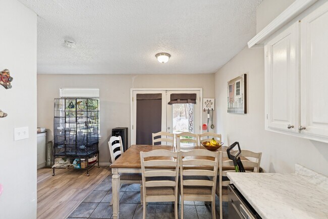 Building Photo - 330 S 164th E Pl