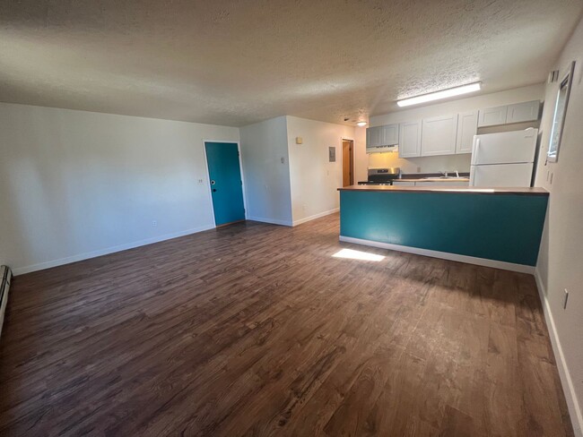 Primary Photo - 2113 Gillam Way