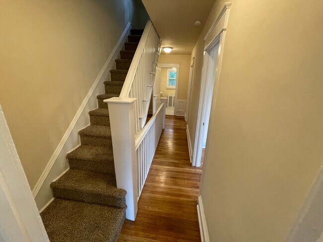 Building Photo - 143 N Highland Ave