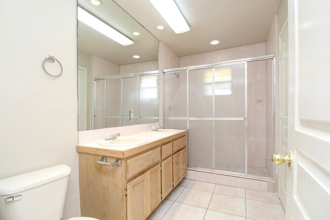 Building Photo - 430 Northstar Dr