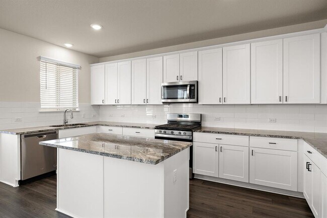 Building Photo - 616 Hugenot Wy