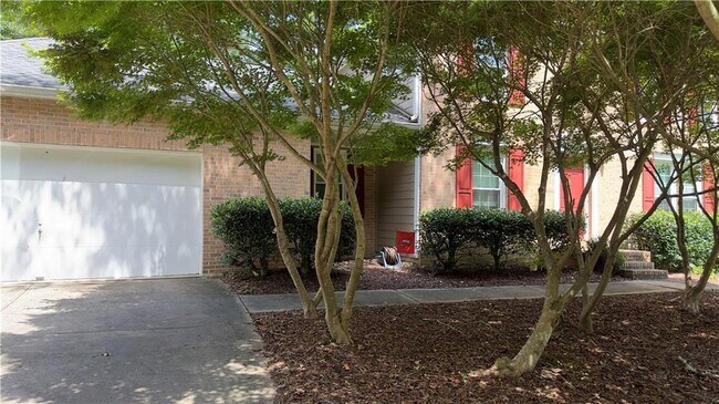 Building Photo - 4603 Villa Chase Dr NE