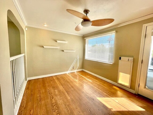 Building Photo - Amazing Littleton Bungalow