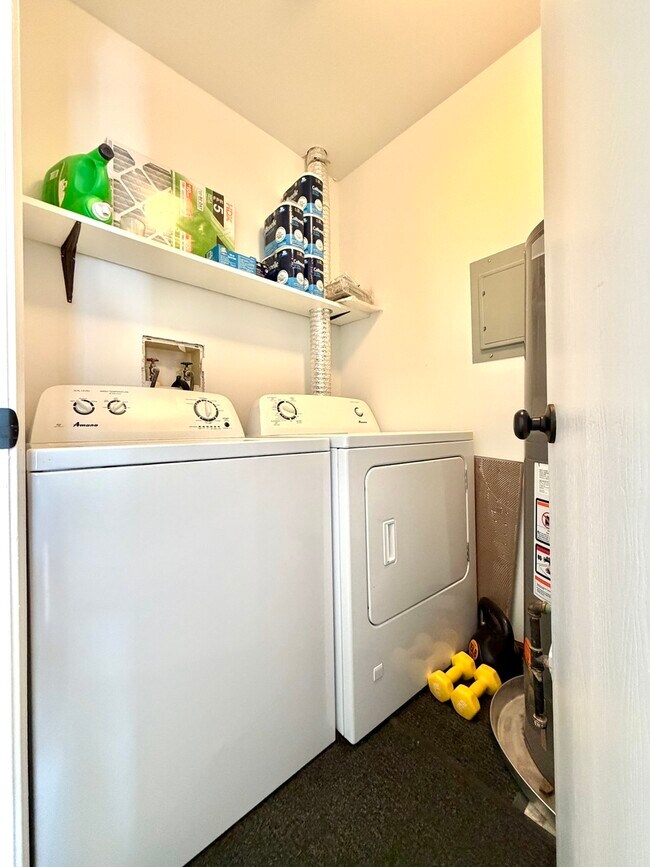 Building Photo - 1212 Williamsport Dr